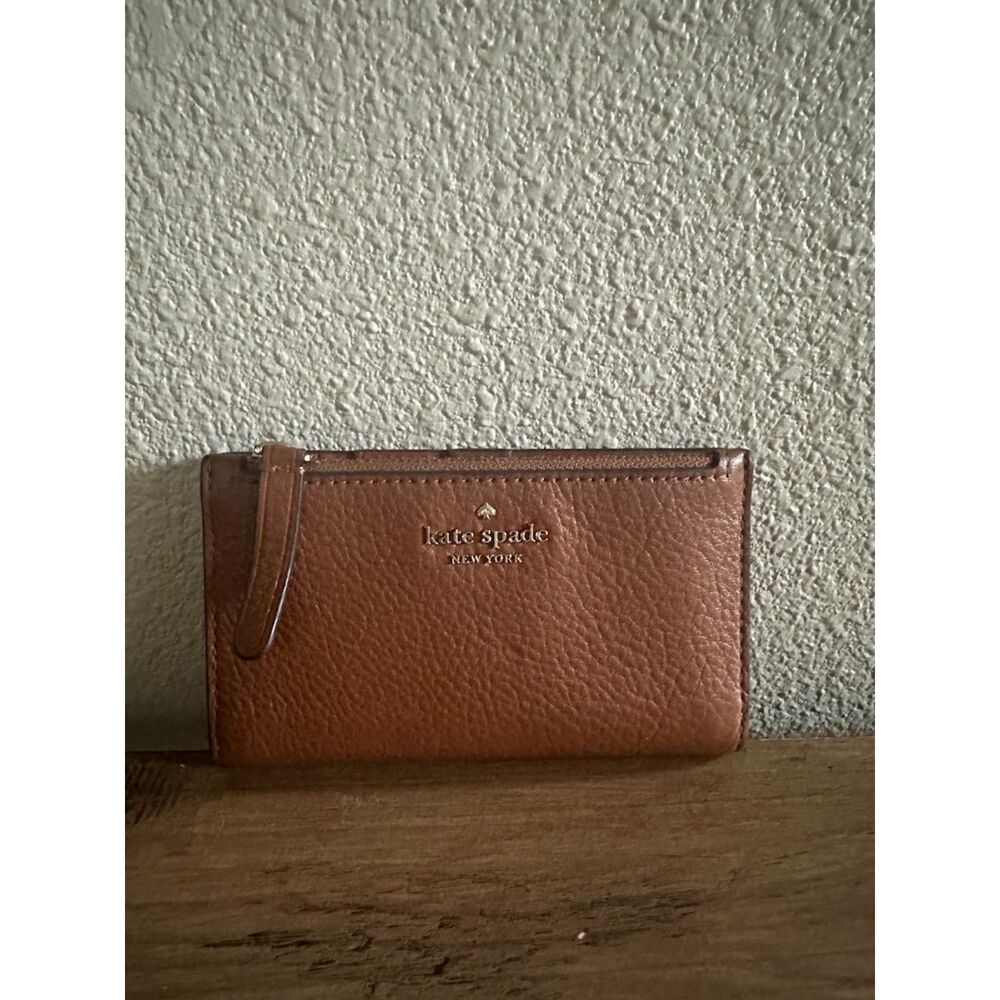 Kate Spade New York Leila Small Slim Bifold Wallet Warm Gingerbread